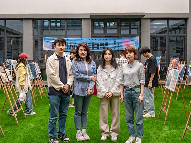 挥展风采 泼墨育英——艺术传媒学院作品展