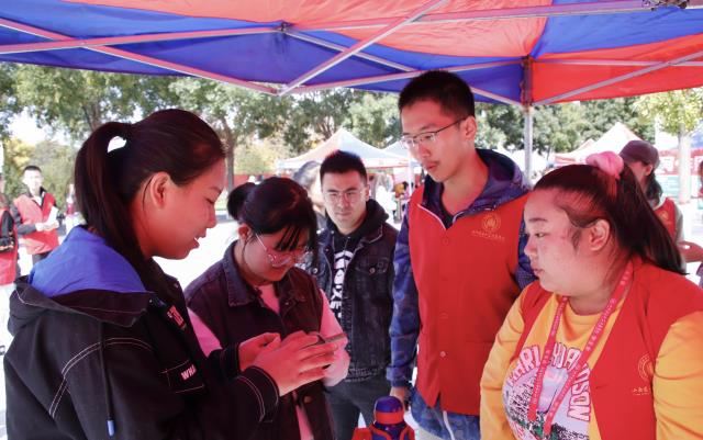 【团委、学生会纳新】幸逢有你 即日燃情开启新征程