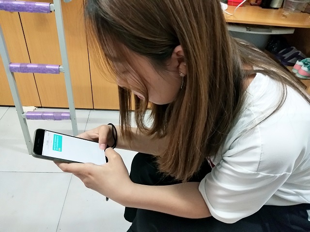 前行第155期:时光慢些 等等芳华褪减的她