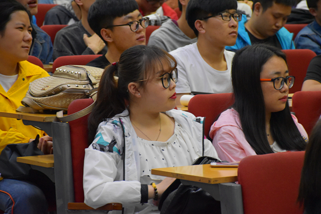 【辅导员说完满】身守纪律行万里 志存高远凌绝顶