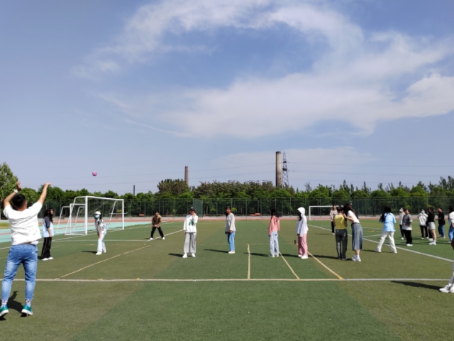 【完满团支部】激情相约 快乐无限——淬炼·国际商学院财务2203班完满团支部活动