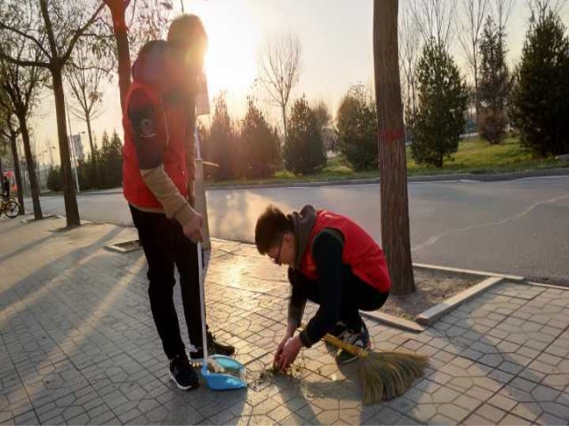 【完满班级】星火公益行 点滴可燎原 ——信息工程系举办公益活动系列