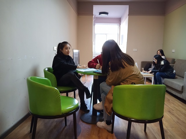 时我不予 留住光阴——艺术传媒学院首届与过去的自己对话感叹光阴似箭活动