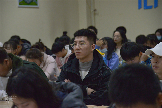 赋能计划第六期第八讲:倾听雷锋团支部的故事感悟志愿 走进太古科幻学院体验付出