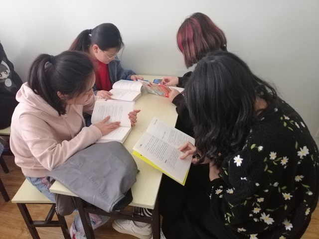 【完满班级】心灵·共读——远景1806完满班级活动