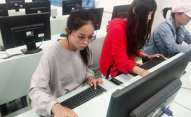 “创客视界·传媒沙龙”第十二期技术培训会成功举办