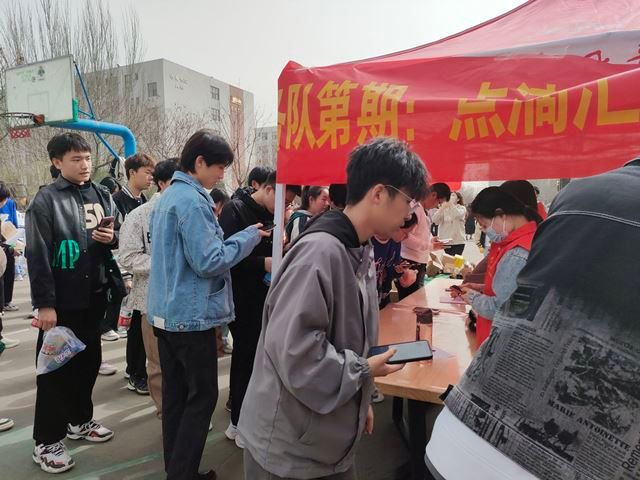 绿“环”梦“净”服务队第五期:点滴汇聚 爱心共筑——食品与环境学院绿“环”梦“净”服务队系列活动