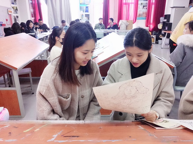 【完满班级】学习雷锋 好榜样——艺术传媒学院环设1605班举办“雷锋精神”手抄报展活动