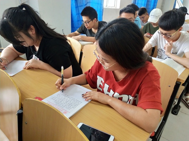 【完满班级】给未来的自己写一封信——淬炼商学院举办六月完满班级主题活动（十八）