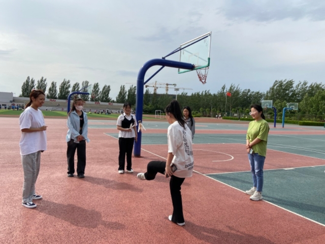 【完满团支部】展风采 踢毽子——淬炼·国际商学院财务2209班完满团支部活动