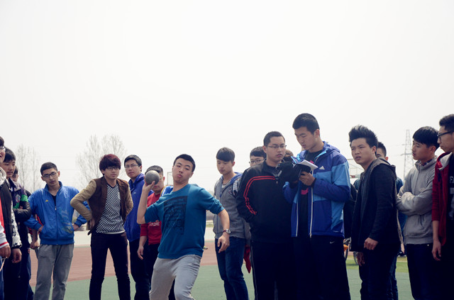 奋斗与拼搏的演绎——工管系第二届运动会纪实