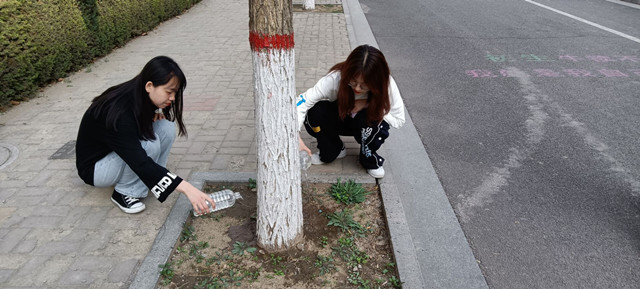 【完满班级】热心公益 与爱同行——商务英语学院英语2002班、英语2005班、经贸2001班完满班级活动