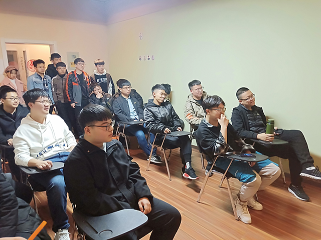 【完满班级】WO是歌手 唱响未来——网工1801班举办完满班级活动