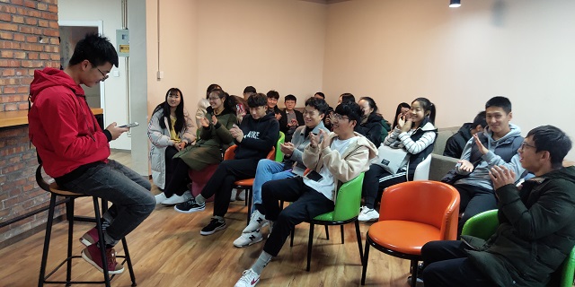 【完满班级】歌唱青春曲 放飞心中梦——计科1803“爱我所爱 唱我所唱”活动