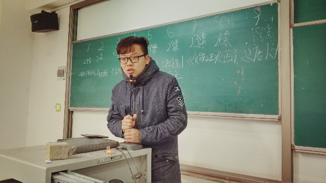 【完满班级】空中挥洒的青春——淬炼商学院举办“创”享青春主题活动(三十四)