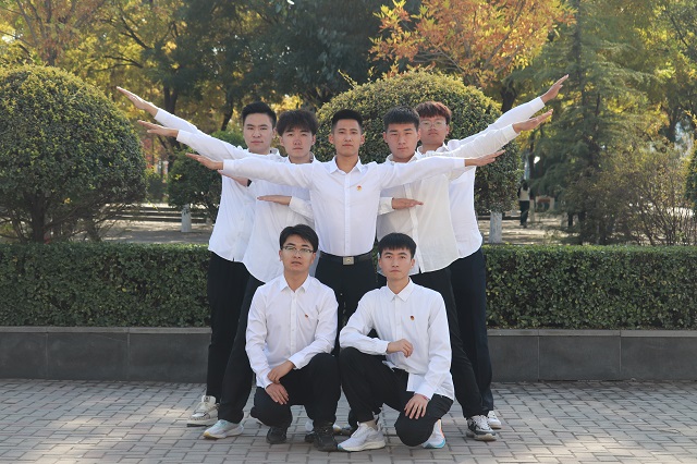 【青马工程】凝“青”聚力务实笃行 “马”不停蹄再启新程——经济与管理学院“青马工程”开班仪式