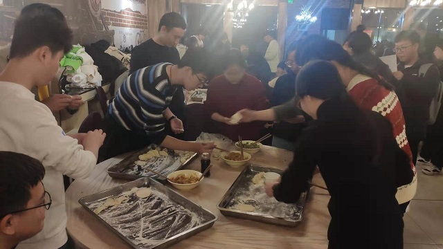 【完满班级】情暖冬至 你我同包——大数据学院,信息工程学院计科2012班完满班级活动