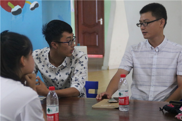 不忘初心  不畏风雨  砥砺前行——机电工程系2016-2017学年第二学期完满教育工作总结大会