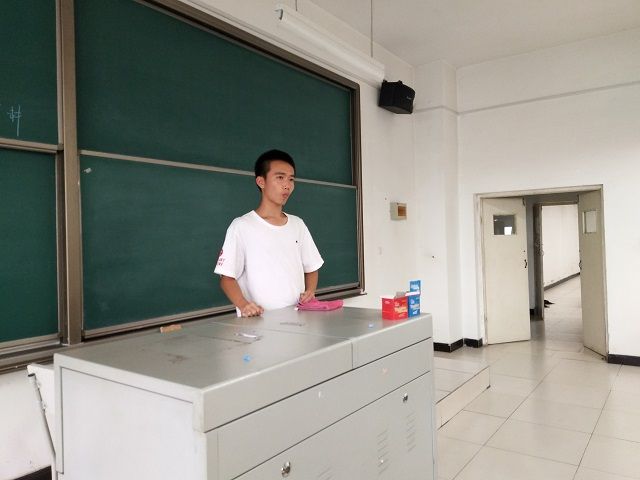 【完满班级】完满公益 与善同行——食品与环境学院园林1602班班级公益演讲