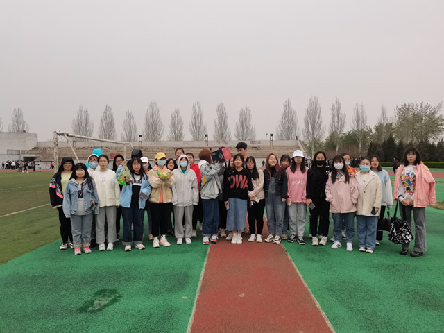 【完满班级】益在人心 奉献爱心——商务英语学院英语2003班、2004班完满班级活动