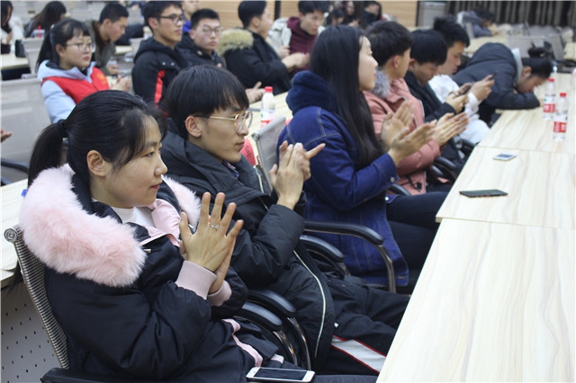 淬炼商学院开展“商英计划”之益脉相承 公益永存善财晚会