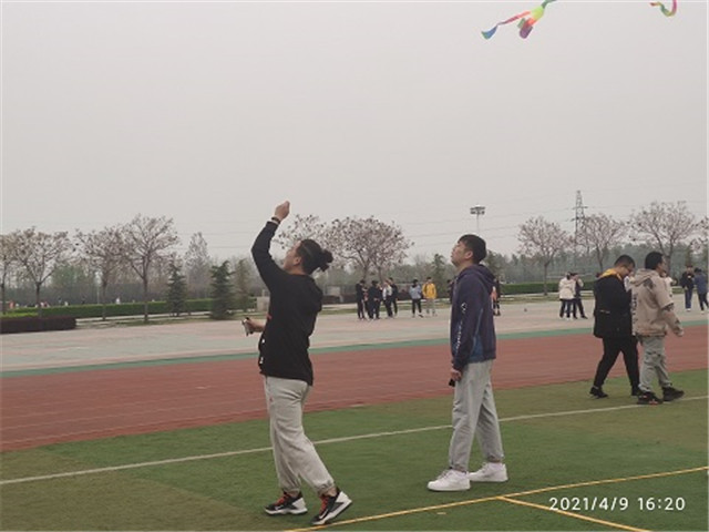 【完满班级】放飞梦想 拥抱青春——大数据学院信息工程学院物联1901班