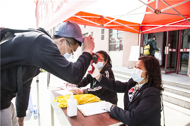 返校日记：首批学子顺利“回家”