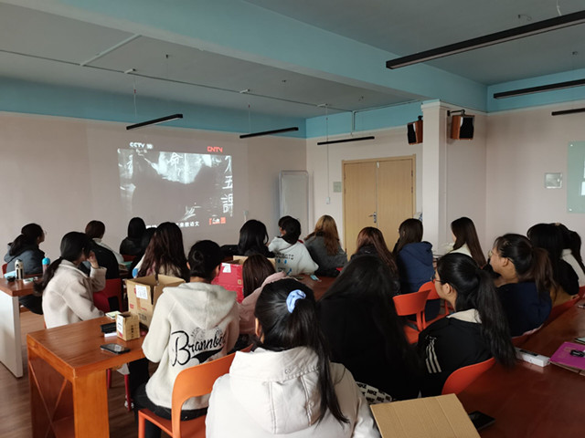 【完满班级】展时代精神 放雷锋光芒——淬炼商学院财务2002班完满班级活动