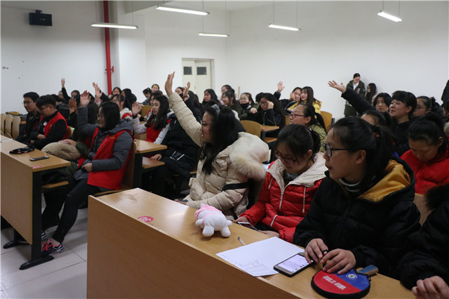 【志愿快讯·行动】用爱驱走三九严寒 用心温暖整个信院