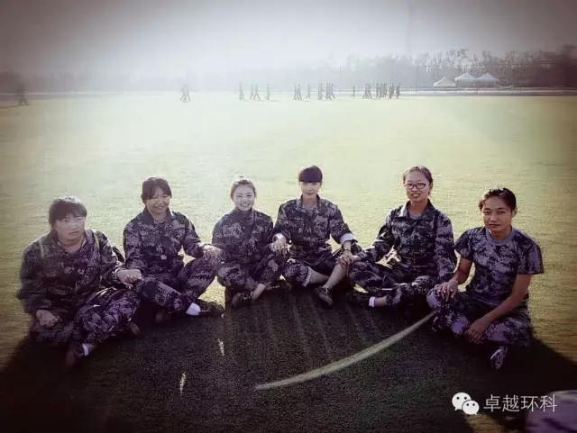 “卓越环科”微信平台捧红学生心中的最美教官