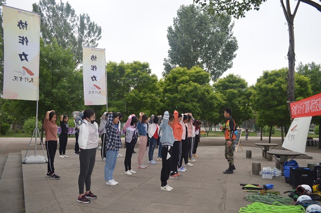 【1+1＞2】素拓与太行 怀梦向天欲与天高——户外领导力之攀树运动