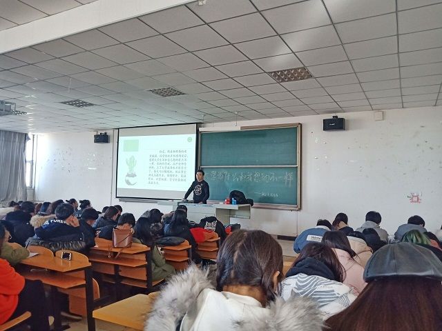 【辅导员说完满】定位自己的目标 完满相伴而行——艺术传媒学院2017级辅导员说完满