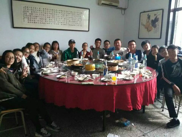 信院  请批一张时光的借条——环科系“话远方˙致青春”完满班级系列活动(四）