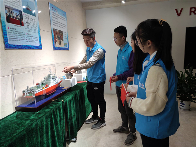 在体验中成长 在挑战中蜕变——第十二届“城市生存王”生存挑战赛