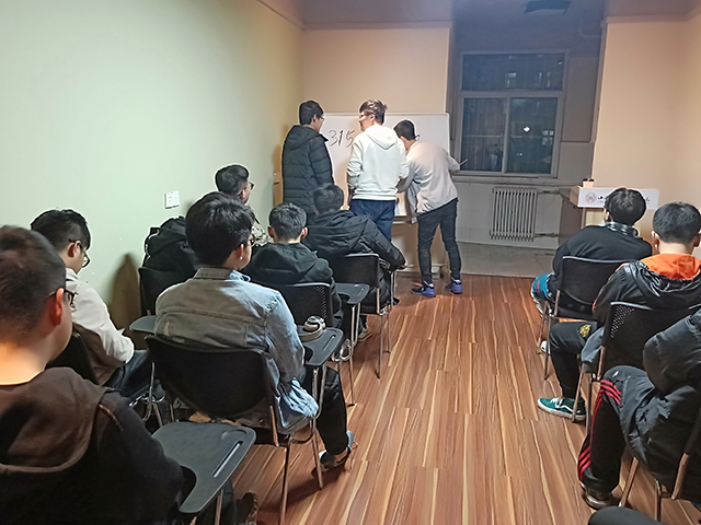 【完满班级】提高维权意识 创建消费观念  ——网工1801班举办消费权益宣传完满班级活动