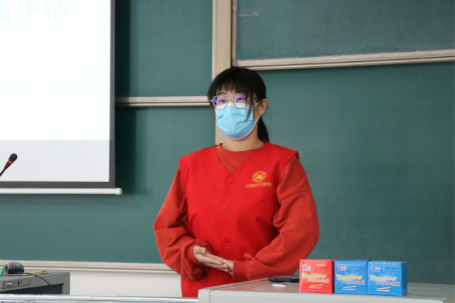 铭记自身责任 弘扬优秀精神——商务英语学院分享交流月