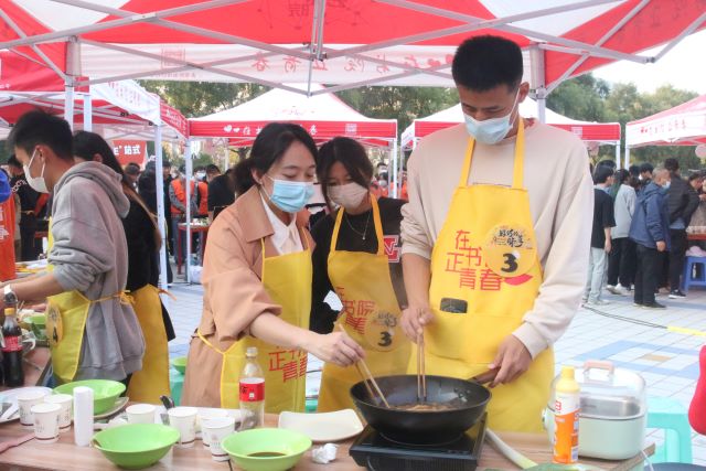 “烹”燃心动只“味”遇见你——第五届书院烹饪大赛圆满落幕