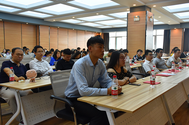 忆往昔峥嵘同奋斗 看未来希望新蓝图——大数据学院、信息工程学院第八届学生会总结大会