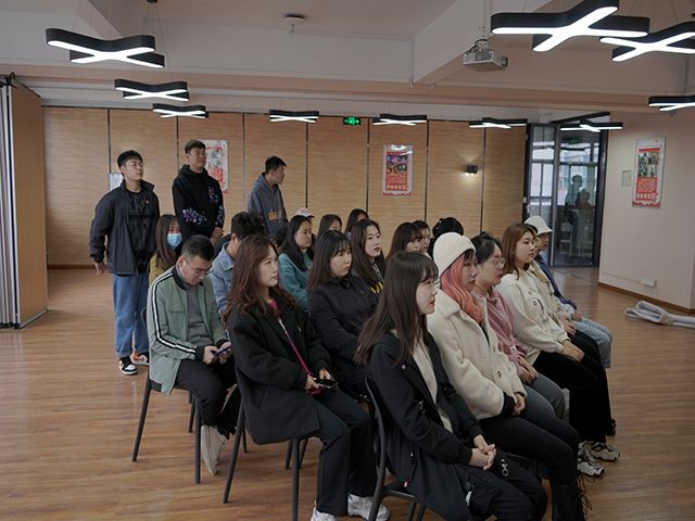 【主题团日活动】构建新时代 奋进新征程——艺术传媒学院2018级动画1801班主题团日活动