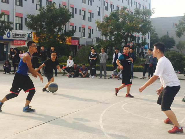 【完满班级】路在脚下 心在飞扬——淬炼商学院三月完满班级主题活动（四十）