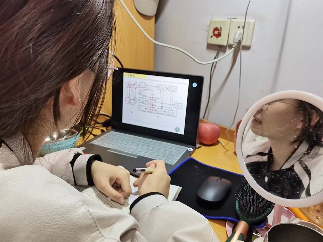 【完满团支部】守护疫情下的“云课堂”——大数据学院、信息工程学院计科2114班完满团支部活动