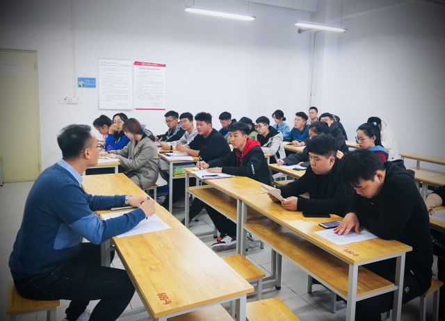 凝心聚力加强团（总）支部基层组织建设——智能工程学院“对标定级”专题组织生活会