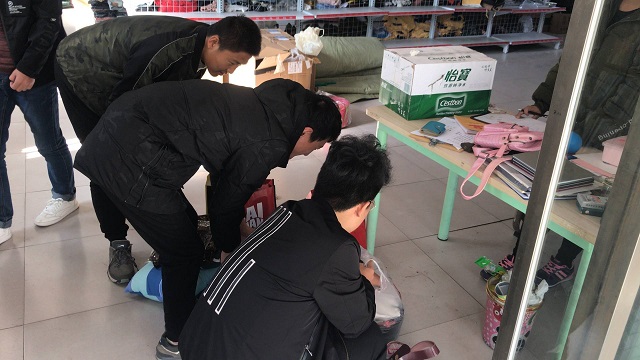 【完满班级】大疆有域 爱心无垠——工设1701班举办“向上 向善 从身边的小事做起”完满班级活动