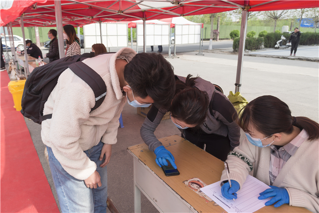 返校日记：首批学子顺利“回家”