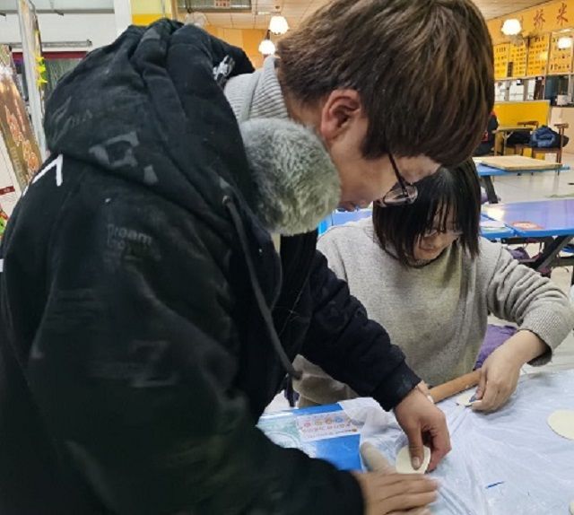 【完满班级】冬至一家亲 团员包饺子——食品与环境学院动医1903完满班级活动