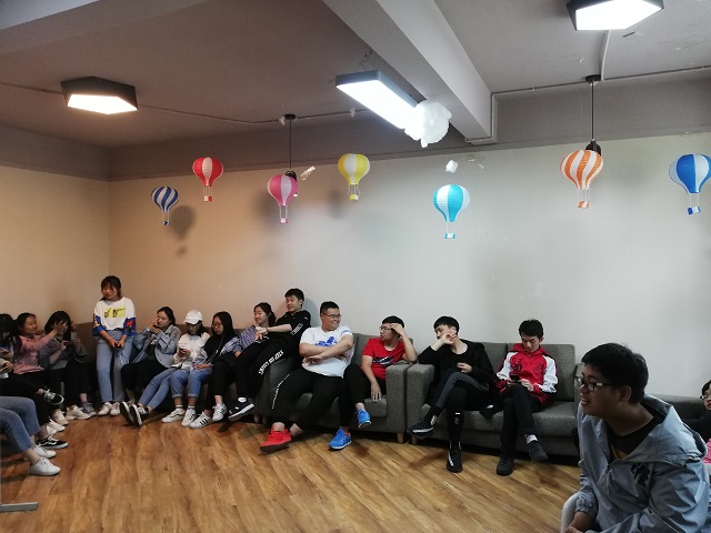 【完满班级】共筑消防墙 平安你我他——数据1801班“关注消防 护我家园”知识学习活动