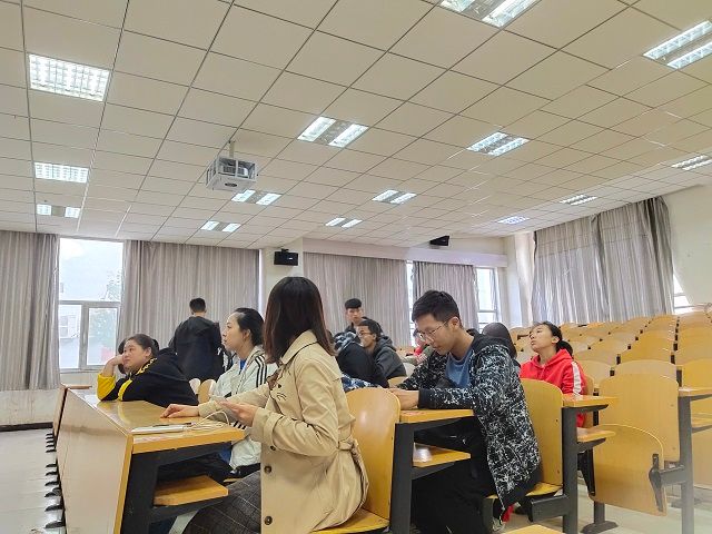 【完满班级】品读经典 涵养心灵--食品与环境学院土管1902班完满班级活动