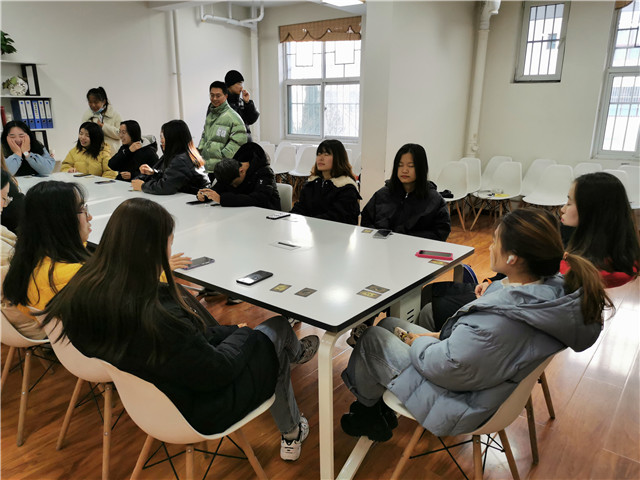 【完满班级】燃烧洋溢激情 携手步进辉煌