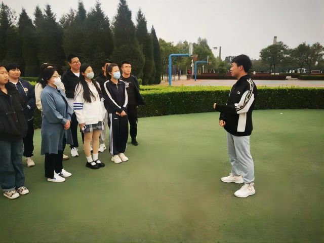【完满团支部】喜闻乐毽 不毽不散——食品与环境学院园林2204班完满团支部活动