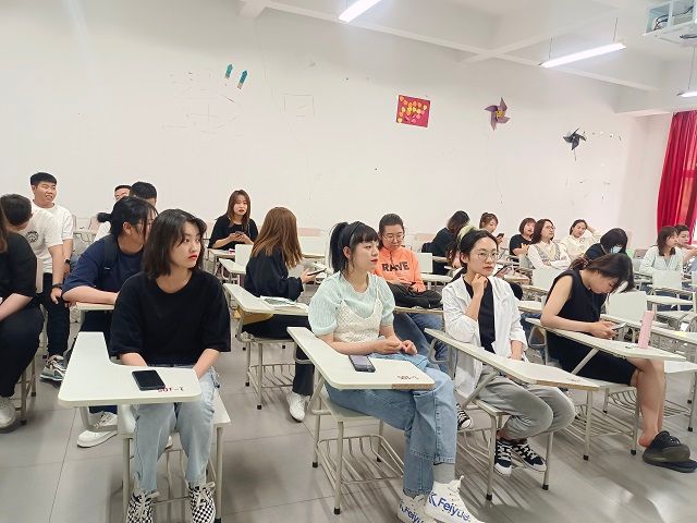 【完满班级】不忘红色记忆 牢记历史使命——艺术传媒学院2020级视觉2005班完满班级活动